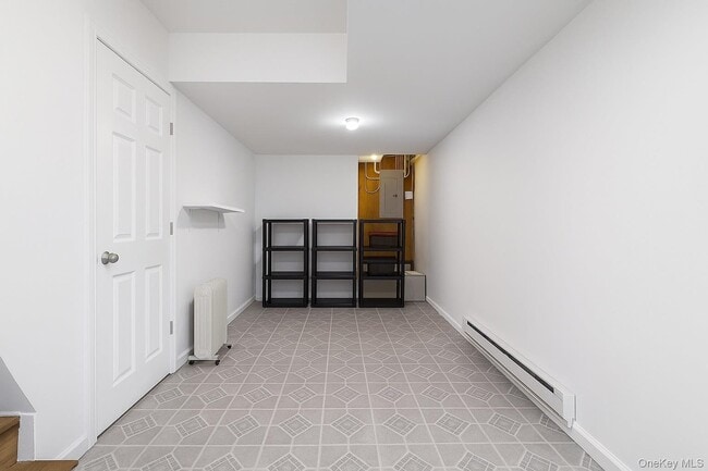 Building Photo - 10 Ashlyn Dr