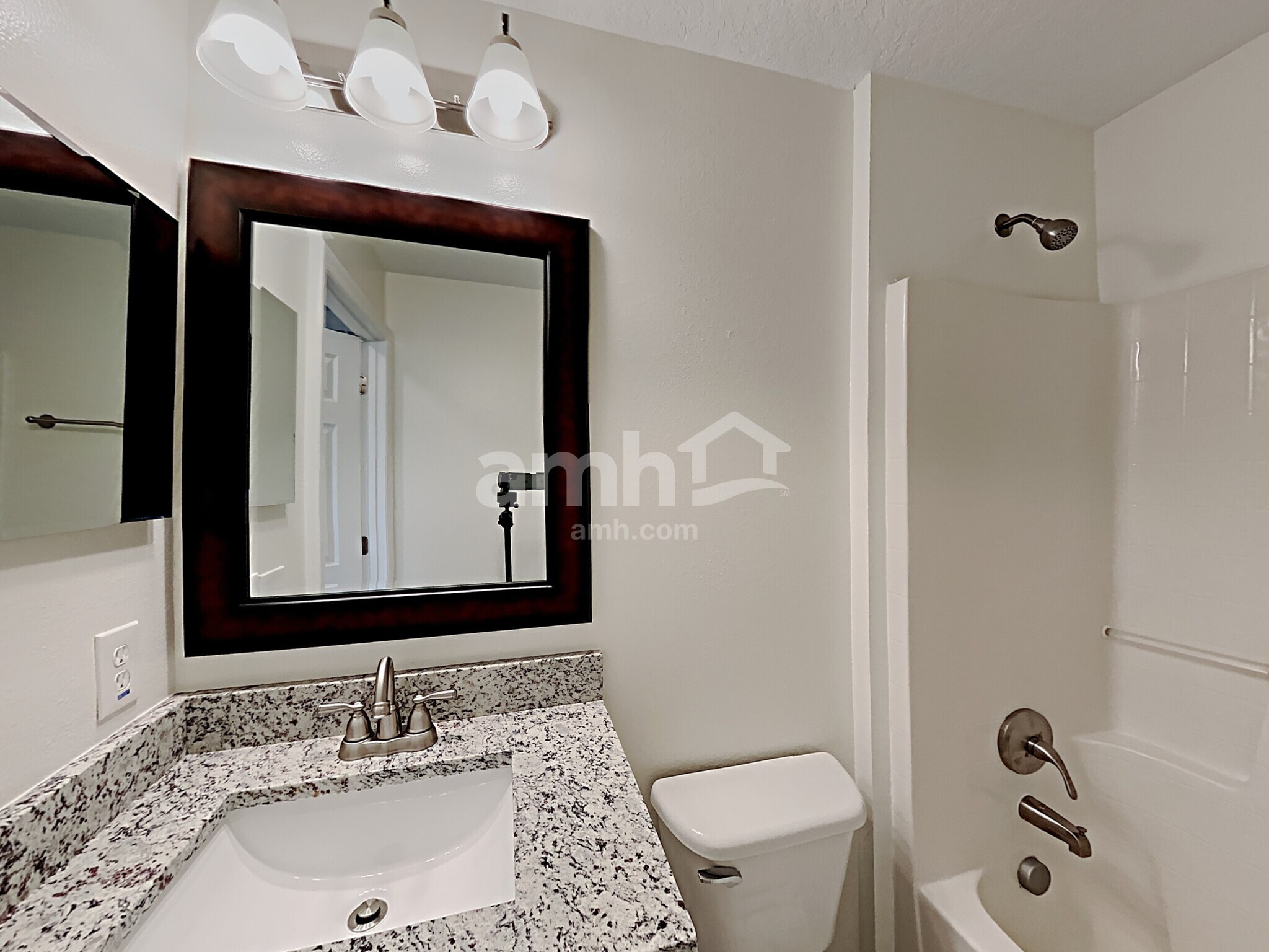 Building Photo - 520 Brown Bear Way