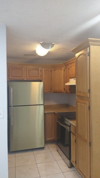 Building Photo - 15619 SW 73rd Circle Ter