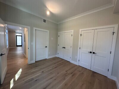Building Photo - 157 Everett St