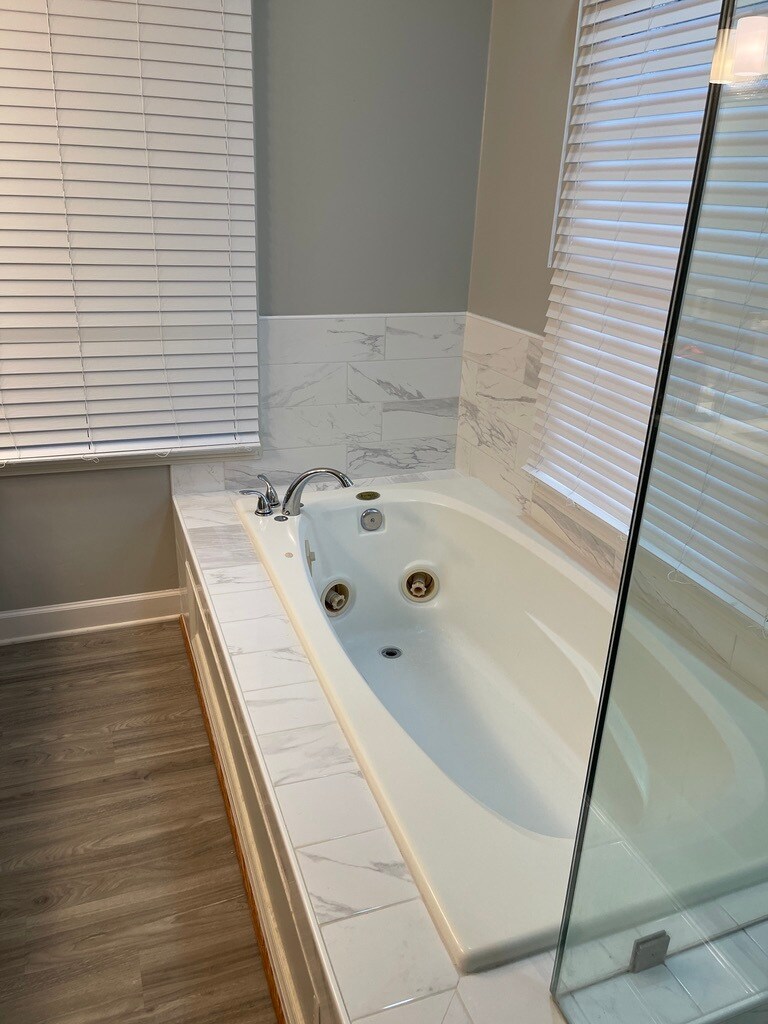 Primary Bathroom - 2100 Bobbyber Dr
