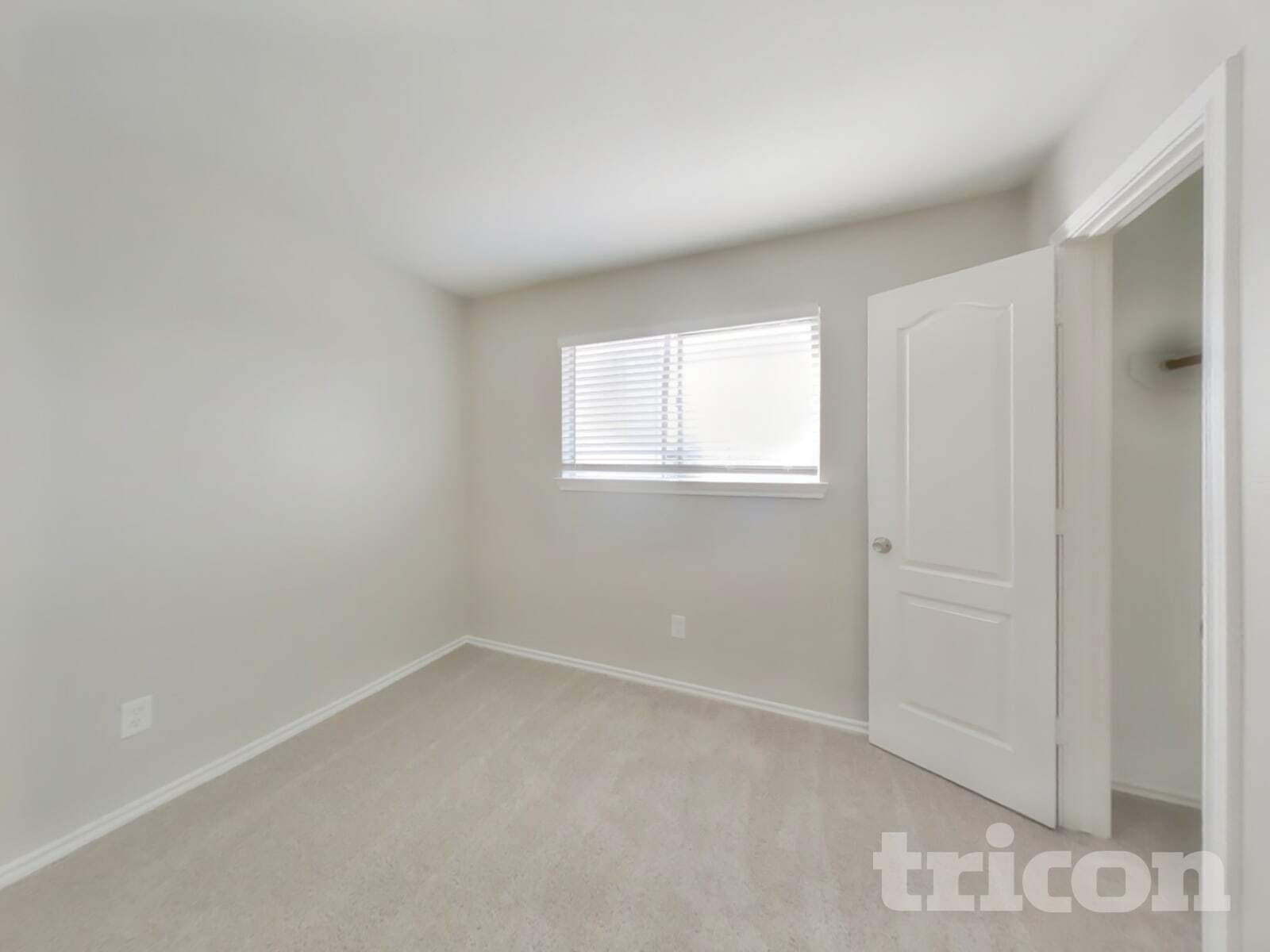 Building Photo - 21207 Woodland Green Dr