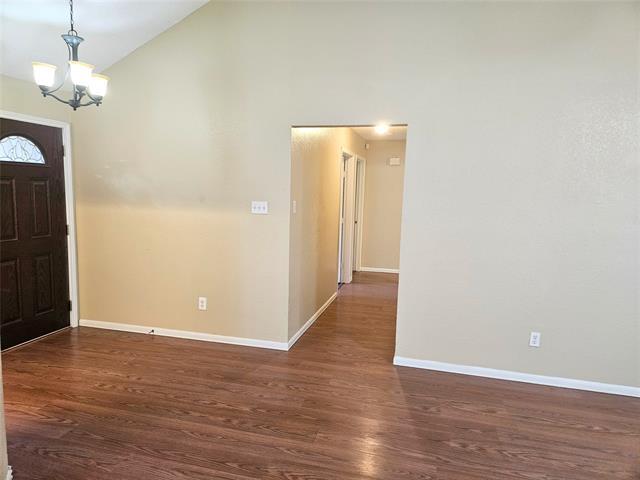 Building Photo - 3201 Fairmeadows Ln