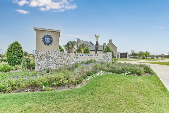 Building Photo - 15775 Cairnwell Bend Dr