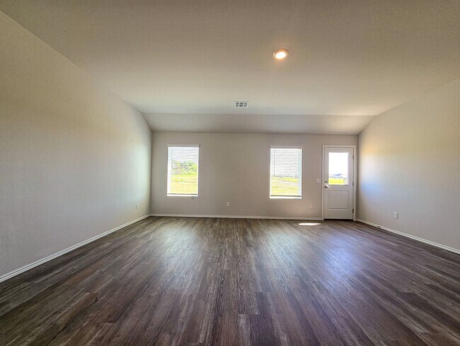 Building Photo - New Construction Home in Grove School District- 3 Bedroom 2 Bath