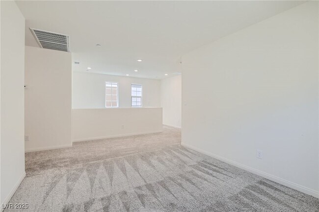 Building Photo - 3208 Segesta Ave