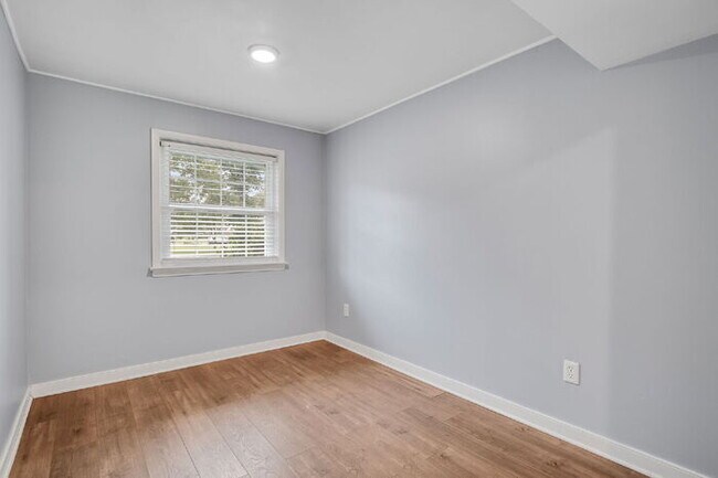 Building Photo - Charming Glen Allen Gem: 3-Bedroom Retreat...