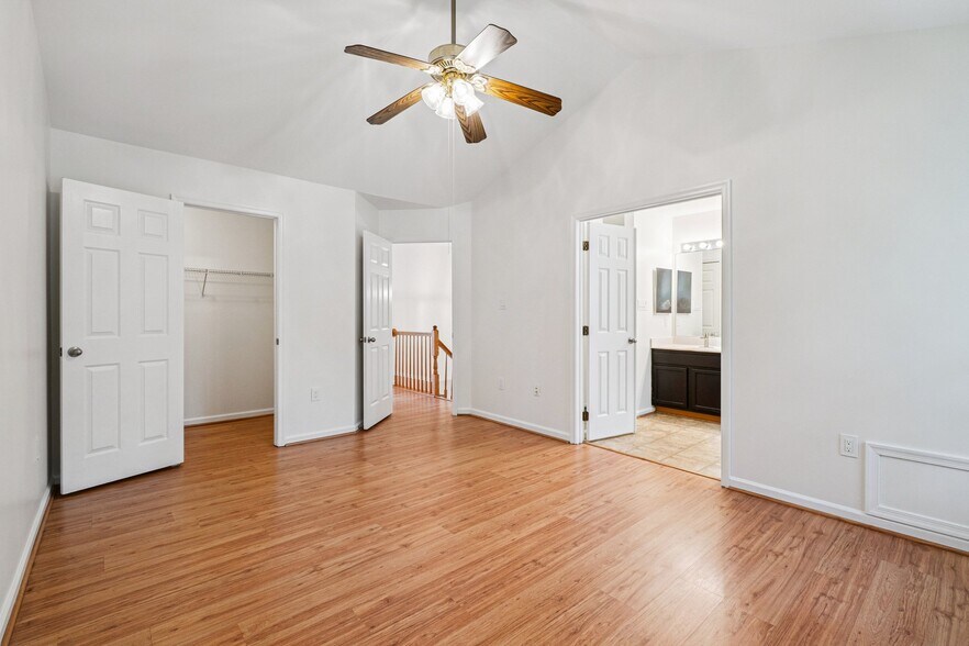 Building Photo - 8410 Woodland Manor Dr