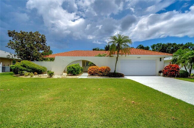 Primary Photo - 6405 16th Ave Dr W
