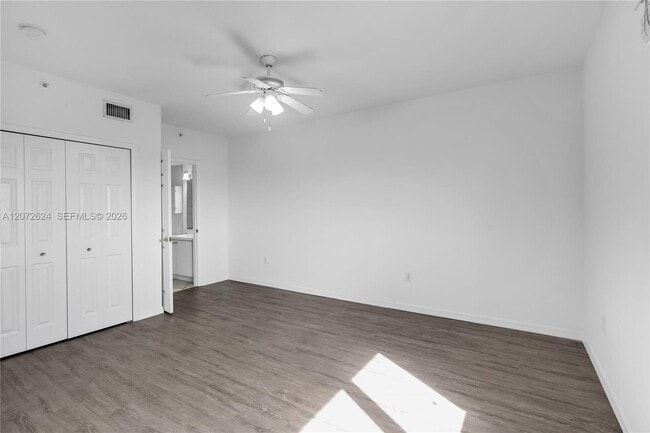 Building Photo - 3500 Coral Wy