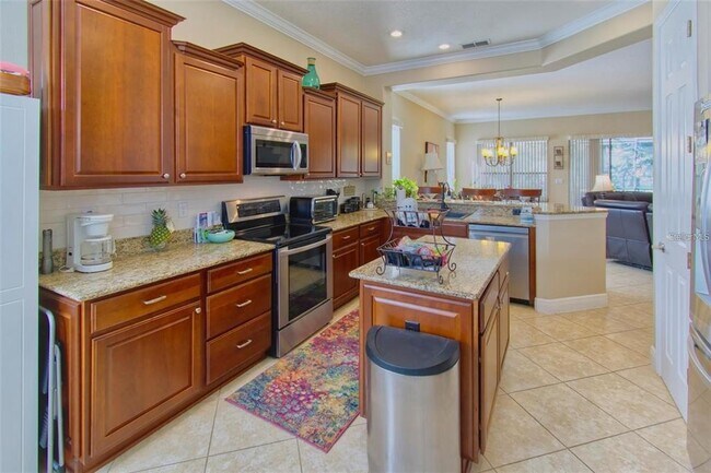 Building Photo - 855 Bella Viana Rd