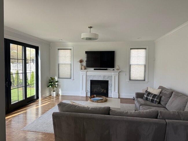 Building Photo - 119 Woodbine Cir