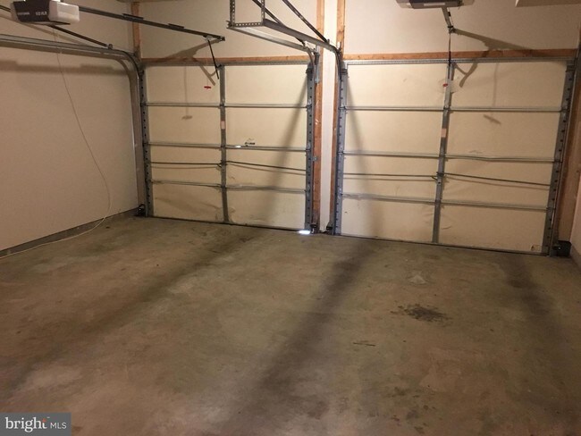 Building Photo - 11905 Grey Hollow Ct