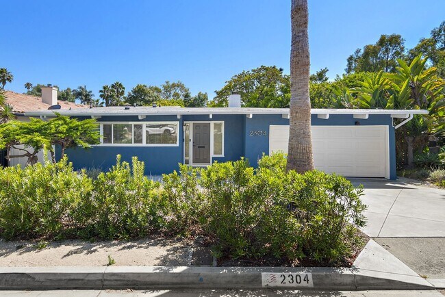 Building Photo - 2304 S. Ola Vista