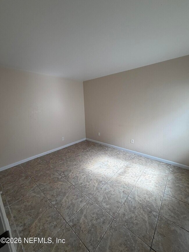 Building Photo - 1225 Songbird Ln