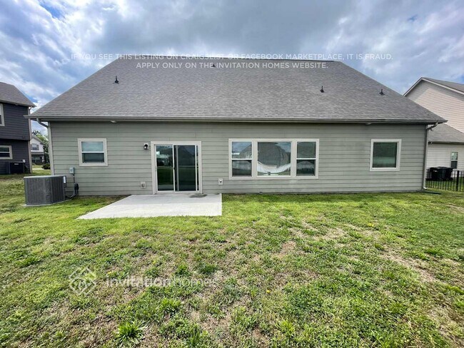Building Photo - 828 Richardson Wy