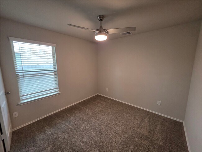 Building Photo - 9257 Inland Leather Ln