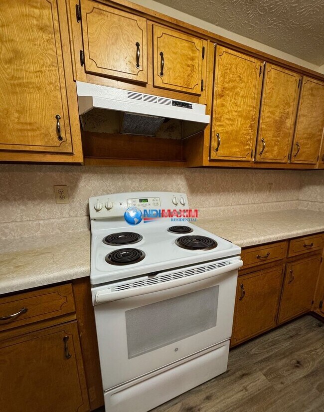 Building Photo - Nice 3-bedroom ranch in Decatur