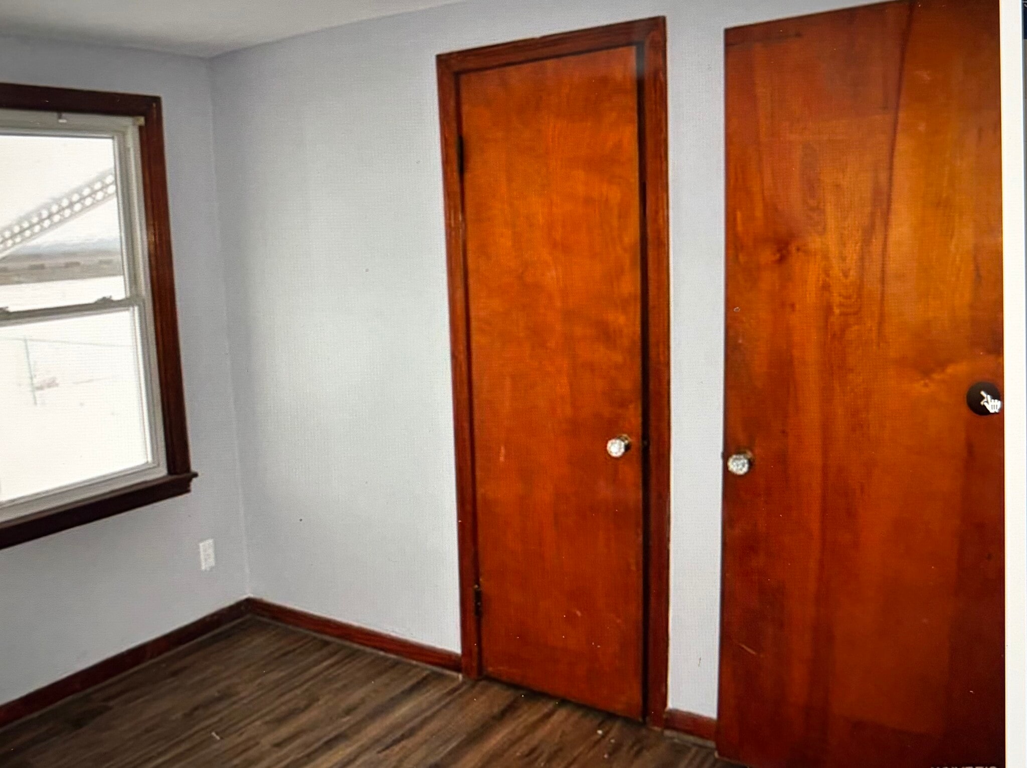 Building Photo - 110 Waverly Ave