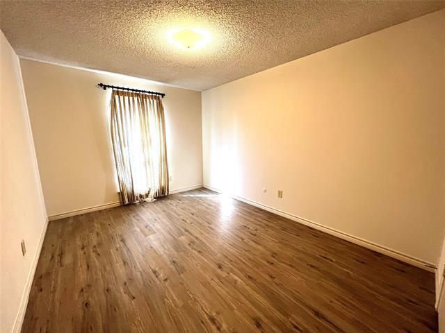 Building Photo - 1501 Willow Crest Dr