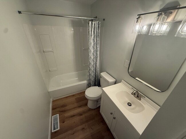 Building Photo - Rent to Own Home Huntington WV