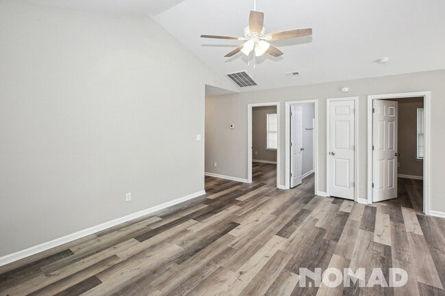Building Photo - Charming 3BR House in Charlotte