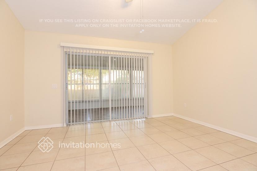 Building Photo - 507 Somerstone Dr