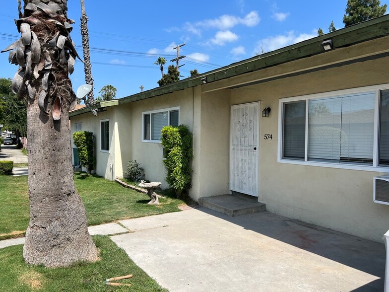 Front of Unit - 574 N Wilson Ave