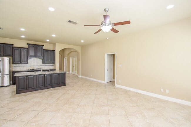 Building Photo - 10310 Rouken Glen Ct.