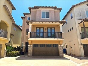 Building Photo - 12914 Agustin Pl