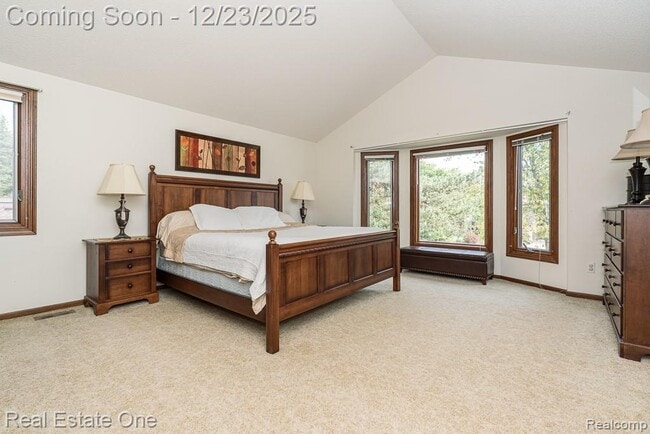 Building Photo - 1574 Devonshire Dr