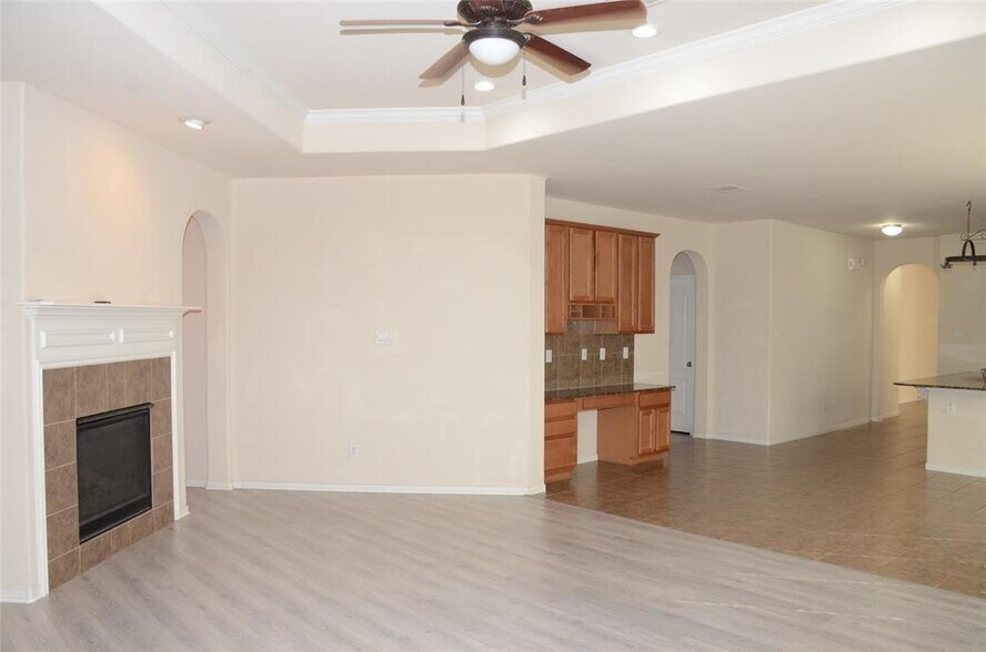 Building Photo - 18218 Fairhope Oak Ct
