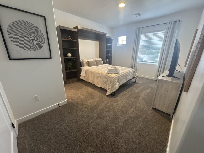 Building Photo - 1702 Ripple Rock Dr