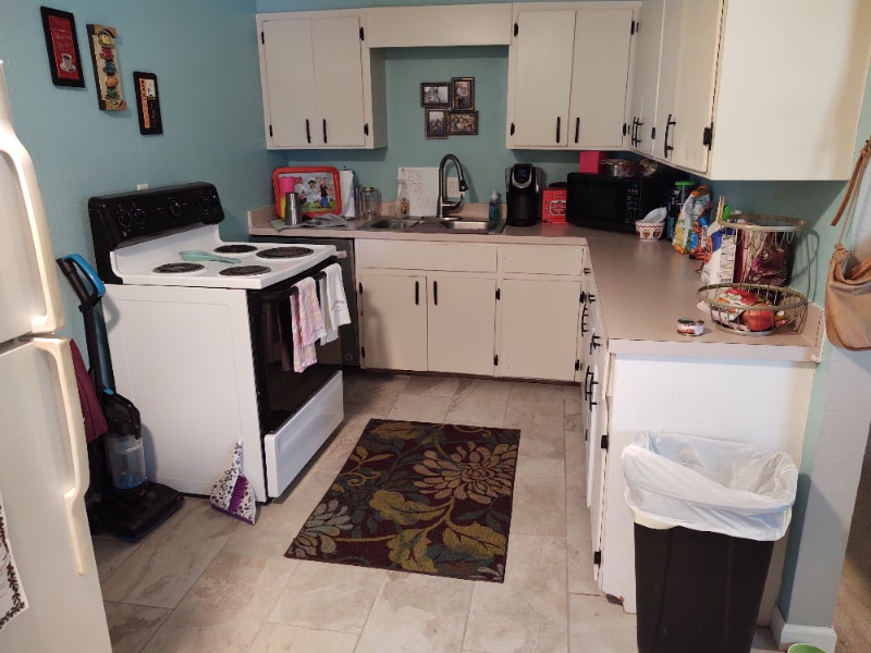 Building Photo - 635 W 25th St