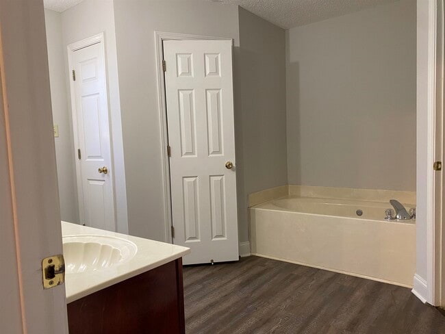 Building Photo - 8276 Red Creek Dr