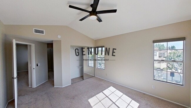 Building Photo - Dual Master Two Bedroom Townhouse in Gated...