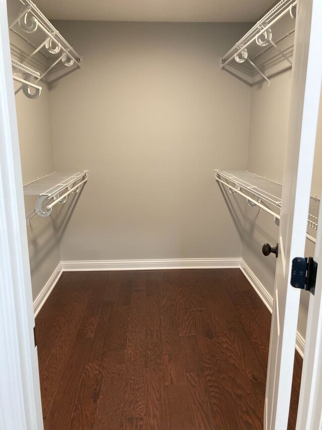 Building Photo - 116 Legacy Ct