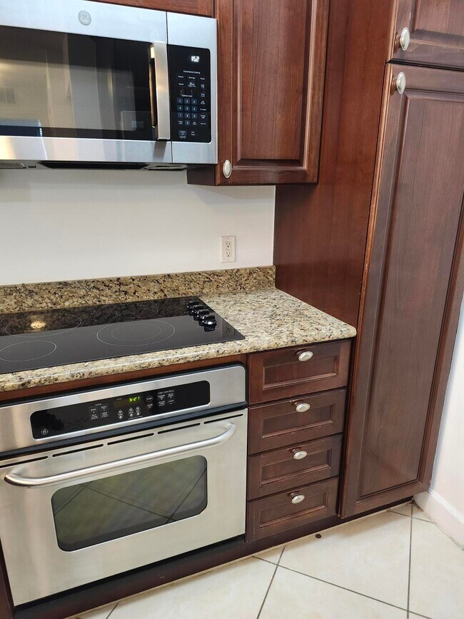 Building Photo - 1690 Renaissance Commons Blvd