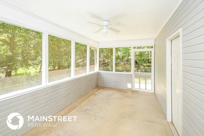 Building Photo - 104 Berryhill Dr