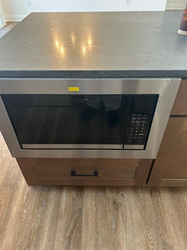 Building Photo - 135 Autumn Ridge