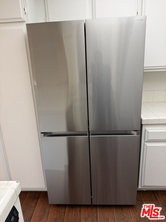 Building Photo - 9915 Variel Ave