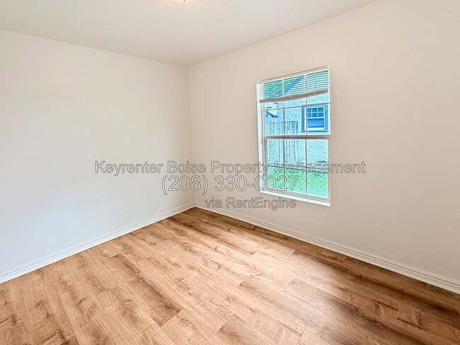 Building Photo - 103 N Dewey Ave