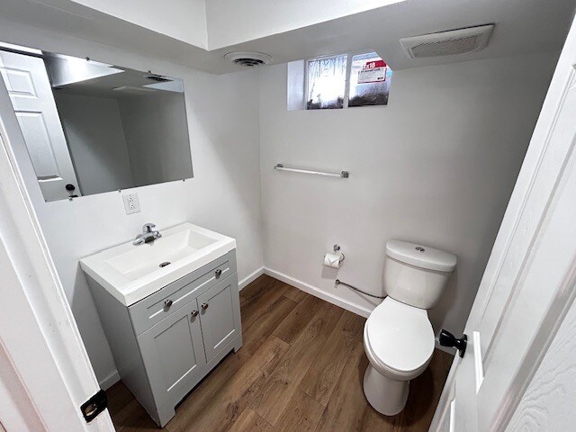 lower level bath - 7215 18th Ave S