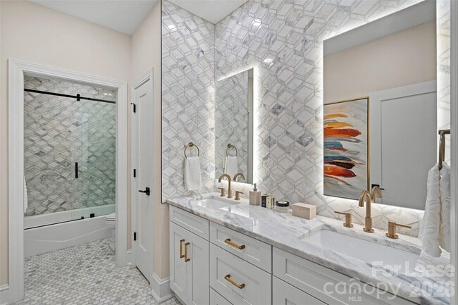 Building Photo - 310 Arlington Ave