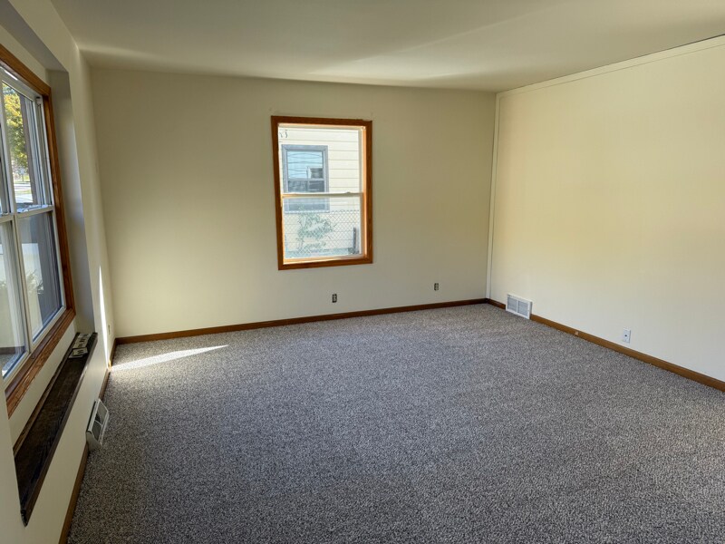 Building Photo - 9309 W Morgan Ave