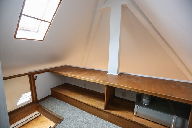 Building Photo - 11 Portsmouth Terrace