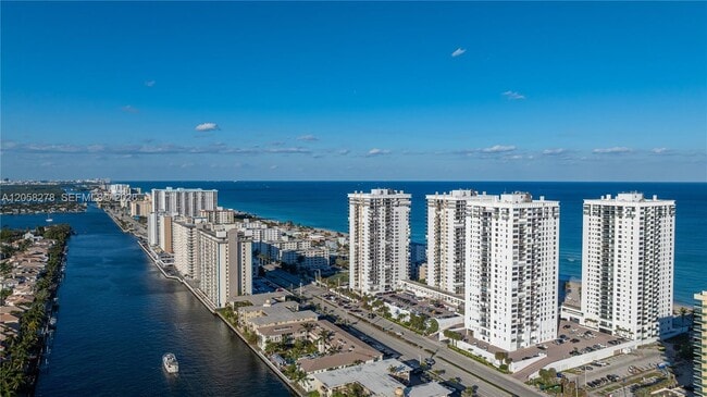 Building Photo - 2401 S Ocean Dr