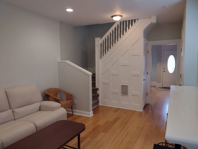 Building Photo - Beautiful Home for Rent