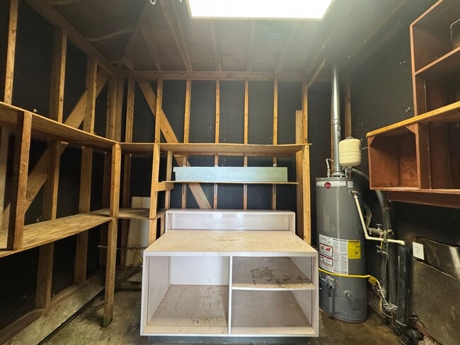 Building Photo - Nice 3/1 House in Lindale- $1,395