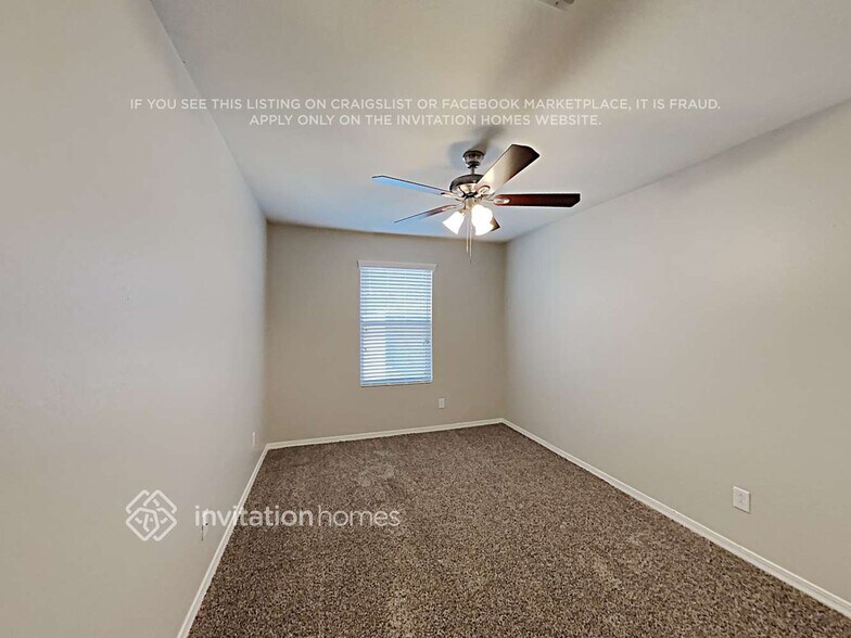 Building Photo - 1054 S Agnes Ln